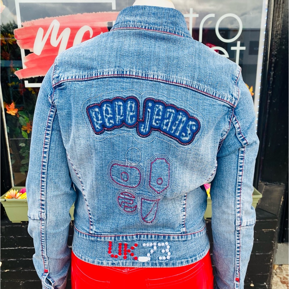 RETRO 90s STYLE WOMEN'S DENIM JACKET BY PEPE JEANS